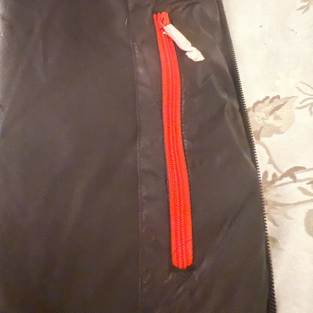 NWT Pajar Black Felicity Puffer Vest- Reg Price- ($289.00) - Picture 11 of 14